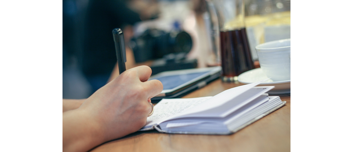 Everyone's a Great Writer Now! So Why Does Reading Feel So Empty?